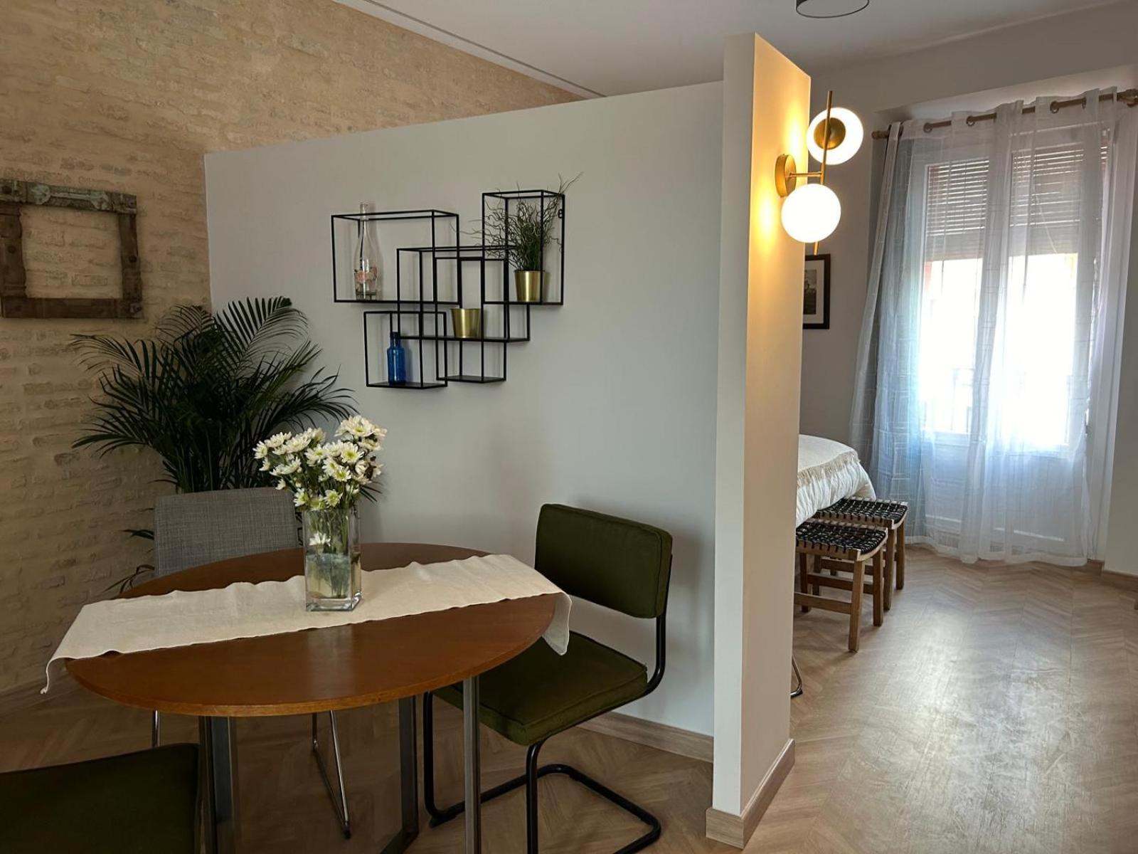 Center Apartment Fully Eqquiped Opcional Breakfast Seville Exterior photo